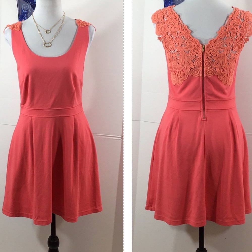Lilly Pulitzer Monique fit and flare dress S